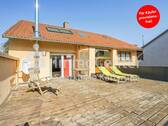 Ansicht - Viel Raum für Lebensträume: Einfamilienhaus mit sonniger Terrasse, Garten und zwei Stellplätzen!