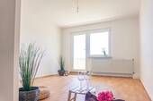 Wohnzimmer Vergleichswohnung - 3 Zimmer Etagenwohnung zur Miete in Chemnitz