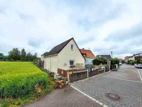 Vorderansicht von links - 5 Zimmer Einfamilienhaus zum Kaufen in Olching