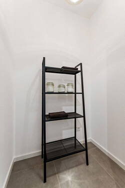 Abstellraum - 4 Zimmer Etagenwohnung in München