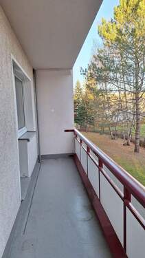 Balkonblick - 2 Zimmer Etagenwohnung zur Miete in Görlitz