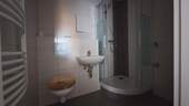 Bad mit Dusche - 