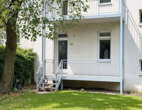 Balkon mit Gartenanteil - 
