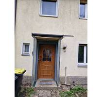 Sanierungsbedürftiges Reihenmittelhaus mit großem Potenzial in beliebter Lage zu verkaufen! - Forchheim