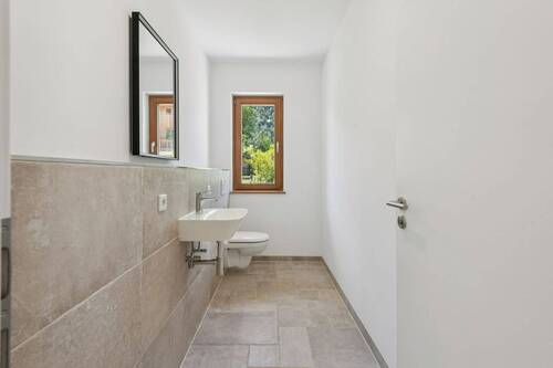 HS25b Gäste-WC EG IST - 