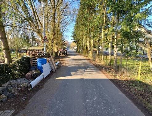 Umfeld_Bauplatz links - Grundstück zum Kaufen in Grabfeld