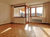 Wohnzimmer - Provisionsfrei für Kaufende: 2 Zi.-ETW zur individuellen Modernisierung in HH-Sasel
