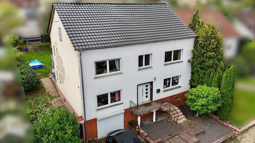 Frontansicht - bearbeitet - Großzügiges Einfamilienhaus mit Ausbaureserve in Beckingen-Düppenweiler