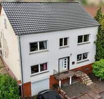 Großzügiges Einfamilienhaus mit Ausbaureserve in Beckingen-Düppenweiler