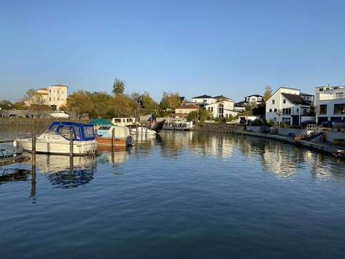 Bild 1 - Leben wie im Urlaub - Neu renovierte und möblierte 2 Zimmerwohnung