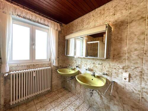 Großes Badezimmer - 