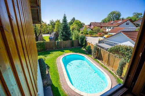 Swimmingpool Ansicht 1 - 