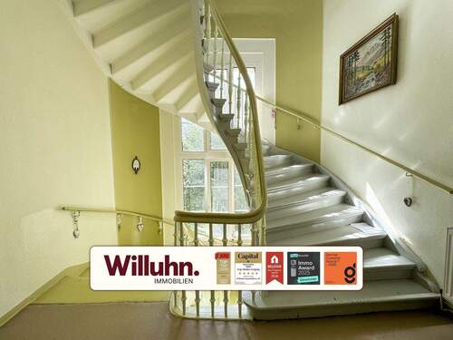 Historisches Treppenhaus - Historisches Herrenhaus 