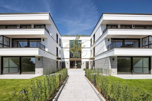 Neubau Vorderansicht - 2 Zimmer Etagenwohnung in Berlin