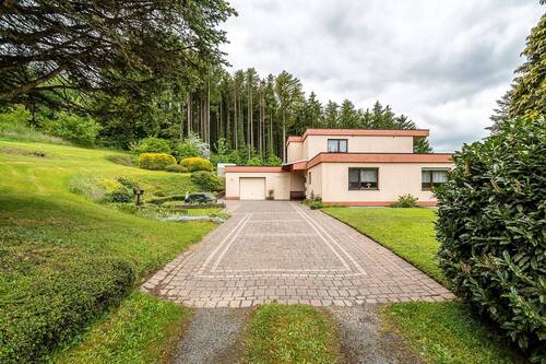 18375 Außenansicht - Bungalow mit Staffelgeschoss in Kyllburg I Kubische Bauweise I Parkähnliches Grundstück