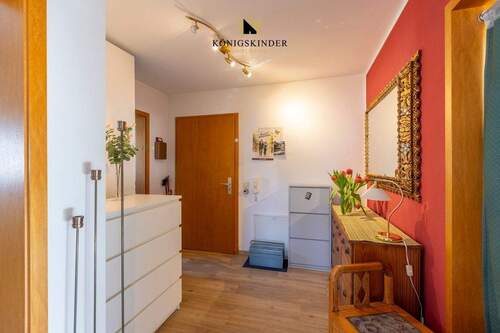 Einladender Eingangsbereich - 2 Zimmer Etagenwohnung in Marbach am Neckar