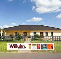 Außergewöhnliches ebenerdiges Zweifamilienhaus auf wunderschönem Grundstück mit Pool und Erdwärme - Löbnitz