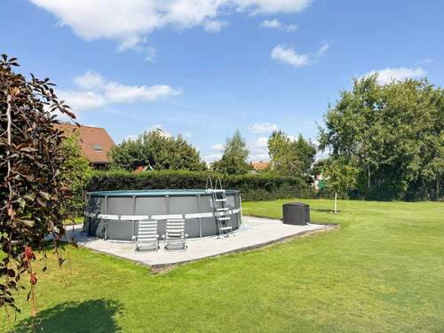 Ansicht auf den Pool - 