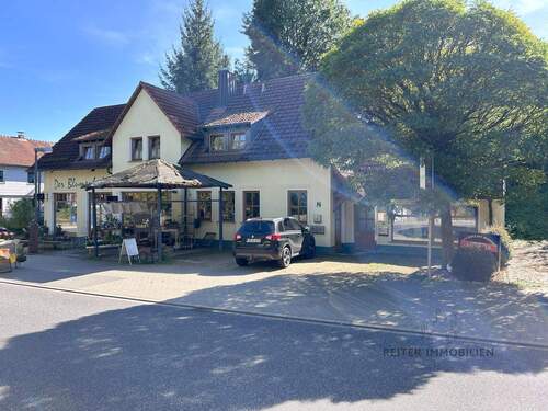 Wohn-und Geschäftshaus zum Verkauf - 