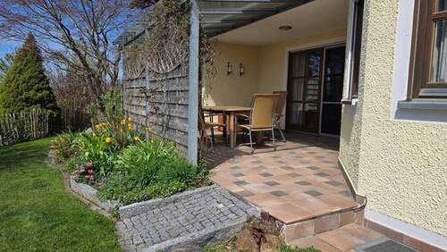 Garten mit Terrasse - 