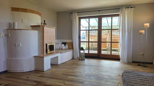 Wohnzimmer mit Grundofen - 