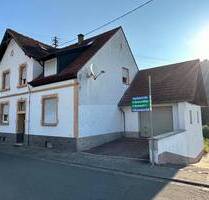 TOP Gelegenheit! Zweifamilienhaus mit großem Garten zu verkaufen - Reipoltskirchen