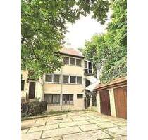 BUDAPEST XII - BERZIRK - LUXUS- REH- ca.186 m² Wohnfläche- Grundstück: ca. 376 m² - Bj.1981 - Nur 300 000,-€