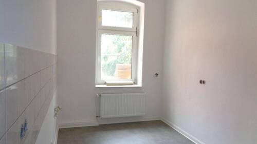 Küche.JPG - 5 Zimmer Etagenwohnung zur Miete in Naumburg (Saale)