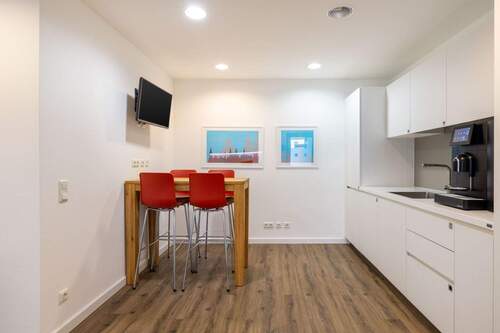 Property Image 5 - 