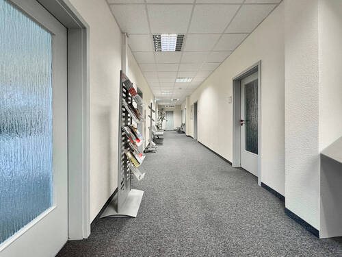Gewerbeeinheit 1 - 