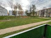 Blick vom Balkon - Jetzt einziehen & 2 Monate mietfrei*: Wohnen mit Komfort im Erdgeschoss ??