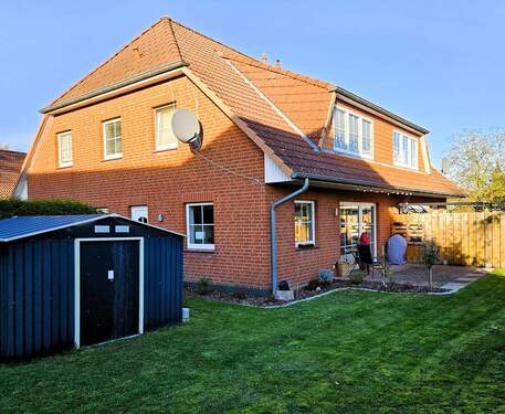 Ansicht Gartenseite - -Mehrfamilienhaus im Grünen- - 550.000,00 EUR Kaufpreis, ca.  290,00 m² Wohnfläche