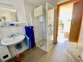 mit ebenerdiger Dusche - 