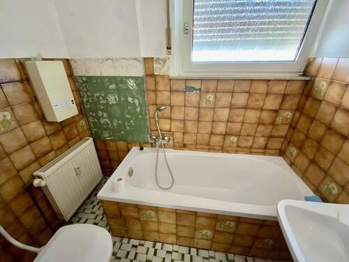 Gäste-WC Erdgeschoss - 