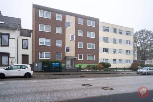 Außenansicht - Sanierte 2-Zimmer Wohnung mit Balkon