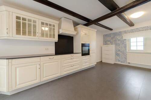 1. OG Einbauküche - 