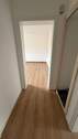 Flur Richtung Küche - Top-Gelegenheit! Renovierte 2 ZKB- Wohnung in Meisenheim zu vermieten!