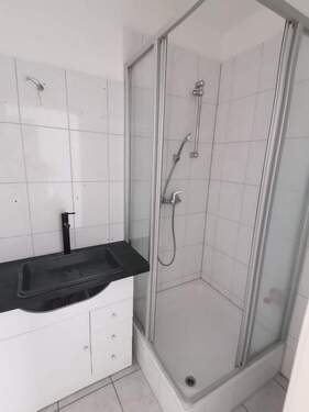 Bad.jpg - 2 Zimmer Etagenwohnung zur Miete in Essen
