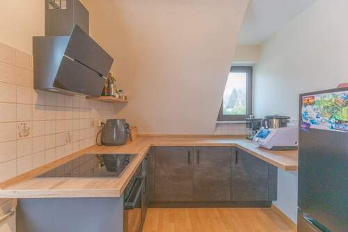 Küche (kann von den Mietern übernommen werden) - 