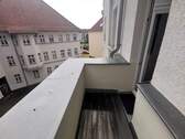 Balkon mit grünem Blick - Etagenwohnung mit 52,40 m² in Leipzig zum Kaufen