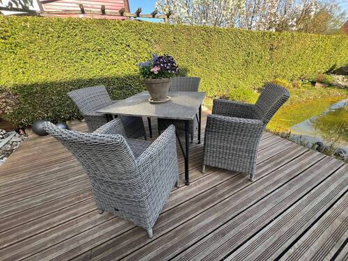 Freisitz am Teich Haus 2 - 