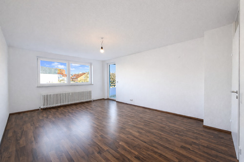 Wohnzimmer - 2 Zimmer Etagenwohnung zum Kaufen in Ostfildern