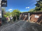 Doppelgarage und Eingangsbereich - 6 Zimmer Einfamilienhaus in Kulmbach