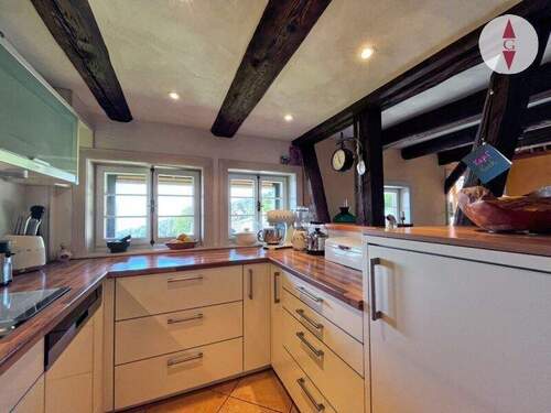 Küche (7).jpg - 6 Zimmer Mehrfamilienhaus, Wohnhaus in Sasbachwalden