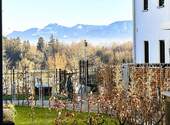 Blick vom Garten - Modernes Wohnen in Premiumqualität mit Garten und Bergsicht!
