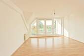 Schlafzimmer mit Loggia - 