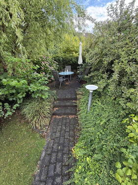 hinten im Garten - 