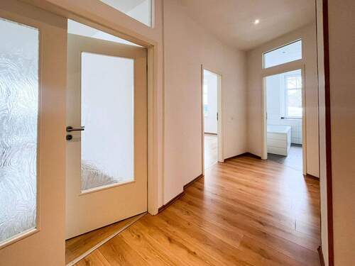 Flur - 3 Zimmer Etagenwohnung zum Kaufen in Leipzig