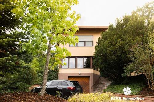 Frontansicht - 7 Zimmer Einfamilienhaus in Klingenberg am Main / Röllfeld