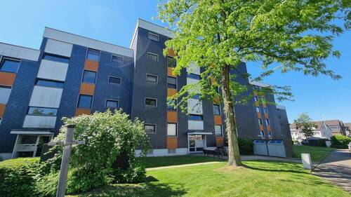 Front - 4-Zimmer Wohnung mit tollem Ausblick